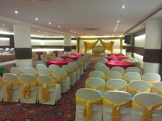 The Avenue Center Hotel | Marriage Halls in Panampilly Nagar, Kochi