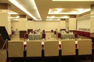 Bhawna Clarks Inn | Corporate Events & Cocktail Party Venue Hall in Sikandra, Agra
