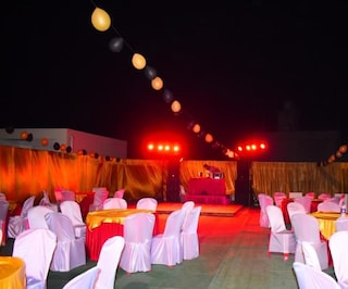 Sunshine Restro | Terrace Banquets & Party Halls in Changurabhata, Raipur