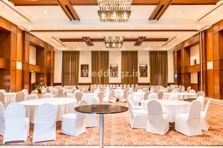 DLF Club 5 | Wedding Hotels in Sector 52, Gurugram