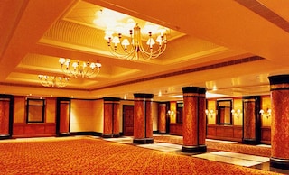 Welcome Hotel Grand Bay | Wedding Halls & Lawns in Daspalla Hills, Visakhapatnam