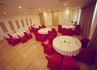 Lahari Resorts | Luxury Wedding Halls & Hotels in Patancheru, Hyderabad