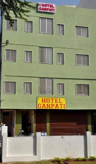 Hotel Ganpati | Terrace Banquets & Party Halls in Bhupalpura, Udaipur