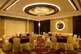 The SSK Solitaire Hotel And Banquets | Banquet Halls in Mumbai Naka, Nashik