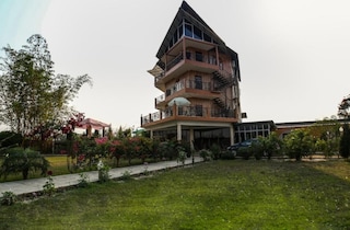 Zisuku Villa & Resort | Wedding Halls & Lawns in Kahilipara, Guwahati