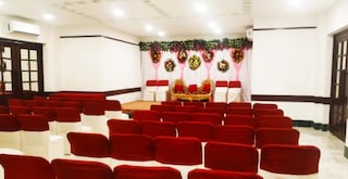 Hotel Yuvraj | Marriage Halls in Baroda