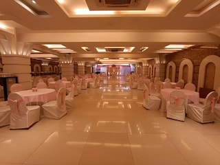Renaissance Federation Club Banquet | Birthday Party Halls in Andheri West, Mumbai