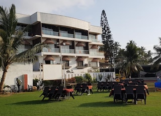 Hotel Princess Park | Terrace Banquets & Party Halls in Devka, Daman And Diu