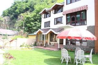 Hotel Riviera | Banquet Halls in Brein, Srinagar