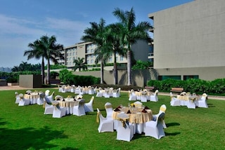 Courtyard by Marriott | Luxury Wedding Halls & Hotels in Wakad, Pune