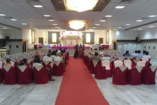 Shree Surti Modh Vanik Wadi | Wedding Halls & Lawns in Lal Darwaja, Surat