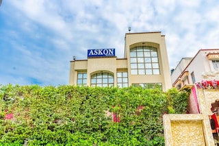 Askon Banquet | Corporate Events & Cocktail Party Venue Hall in Anand Vihar, Delhi