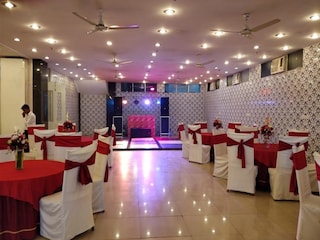Golden Leaf Banquet Hall | Birthday Party Halls in Sector 31, Noida