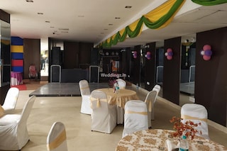 Hotel Haris Court | Terrace Banquets & Party Halls in Dlf Phase 2, Gurugram