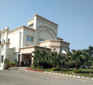 V One Hotel - The Competent Palace | Wedding Hotels in Selakui, Dehradun