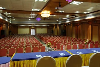 Hotel Chennai Deluxe | Corporate Events & Cocktail Party Venue Hall in Koyambedu, Chennai
