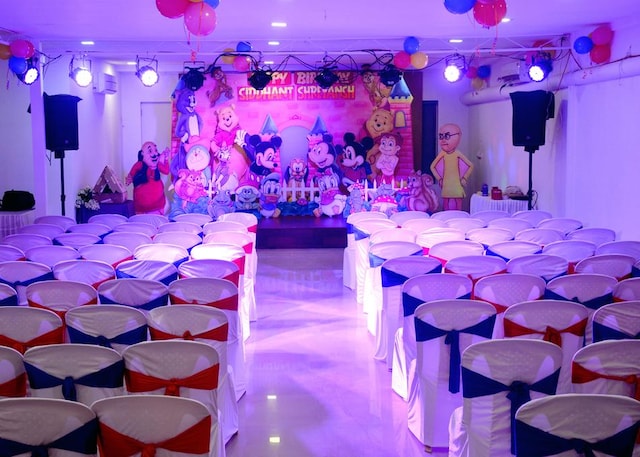 Places for birthday celebration in Santacruz East Birthday Party