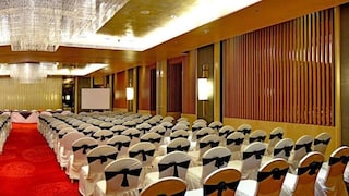 Radisson Blu | Corporate Events & Cocktail Party Venue Hall in Tonk Road, Jaipur