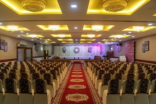 Friends Banquet | Corporate Events & Cocktail Party Venue Hall in Dahisar West, Mumbai
