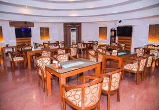 Jayachamaraja Wadiyar Golf Course Restaurant and Stay | Corporate Events & Cocktail Party Venue Hall in Chamundipuram, Mysore