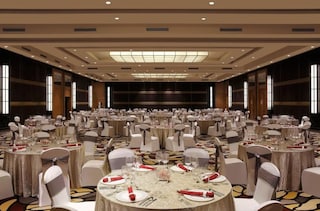 Crowne Plaza | Luxury Wedding Halls & Hotels in Sitapura, Jaipur