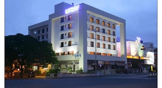 Hotel Utsav Deluxe | Terrace Banquets & Party Halls in Satara Road, Pune