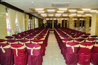 Hotel Royal Palace | Banquet Halls in Shantipura, Ahmedabad