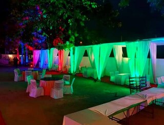Restaurant Q The Lucknavi Zaika | Banquet Halls in Telibandha, Raipur