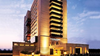 Double Tree by Hilton Hotel | Luxury Wedding Halls & Hotels in Sector 56, Gurugram