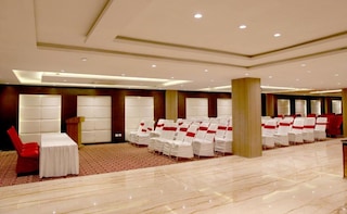 Le ROI Udaipur Hotel | Corporate Events & Cocktail Party Venue Hall in City Station Road, Udaipur