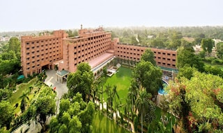 Hotel Clarks Shiraz | Terrace Banquets & Party Halls in Agra