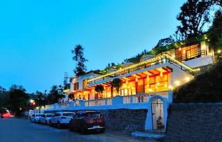 Aadrika Retreat | Terrace Banquets & Party Halls in Naukuchiatal, Nainital