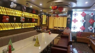 https://m.weddingz.in/wedz-img/images/b5e66a8a4c140e48609d94f80e3614fd/treat-restaurant-talwandi-kota.jpg?imwidth=300