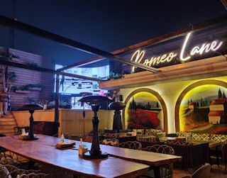 Romeo Lane | Terrace Banquets & Party Halls in Civil Lines, Delhi
