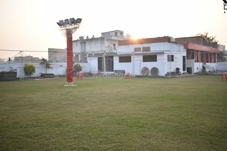 Hiravati Palace | Corporate Events & Cocktail Party Venue Hall in Lamhi, Varanasi