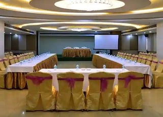 Diamonds Pearl | Corporate Events & Cocktail Party Venue Hall in Diamond Park Rd, Visakhapatnam