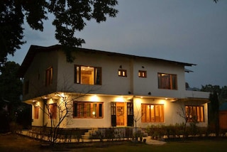 Nigeen Lake View Resort | Wedding Hotels in Nagin Bagh, Srinagar