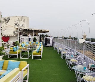 The Sky High | Terrace Banquets & Party Halls in South Ex, Delhi