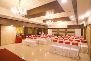 Hotel Monarch Guestline | Birthday Party Halls in Rabale, Mumbai