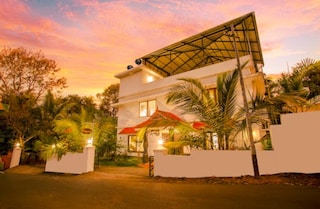 Ambady Inn | Terrace Banquets & Party Halls in Thrippunithura, Kochi