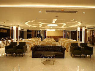 Hotel Emperio Grand | Corporate Events & Cocktail Party Venue Hall in Alambagh, Lucknow