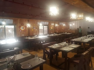 Greenleaf Restaurant and Lawns | Banquet Halls in Gotri Road, Baroda