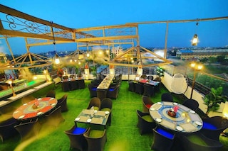 SkyBytes Rooftop Restaurant | Terrace Banquets & Party Halls in Bikaner