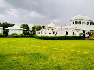 Veer Garh Farms | Corporate Events & Cocktail Party Venue Hall in Bedla, Udaipur