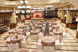 Hotel Rigal Blu | Corporate Events & Cocktail Party Venue Hall in Jamalpur Colony, Ludhiana