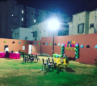 Spiff The Restaurant and Banquet | Birthday Party Halls in Ambli, Ahmedabad