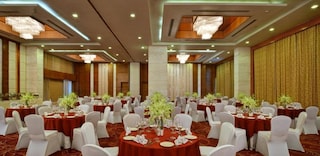 Hotel Golden Tulip | Corporate Events & Cocktail Party Venue Hall in Husainganj, Lucknow