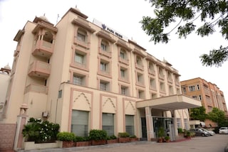 Park Regis | Corporate Events & Cocktail Party Venue Hall in Ameramber, Jaipur