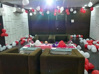 Hotel Mahendra | Corporate Events & Cocktail Party Venue Hall in Devendra Nagar, Raipur